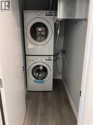 126 Bolstad Way, Saskatoon, SK - Indoor Photo Showing Laundry Room