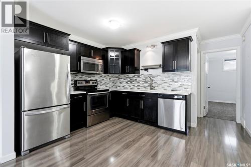 321 620 Cornish Road, Saskatoon, SK - Indoor Photo Showing Kitchen With Stainless Steel Kitchen With Upgraded Kitchen