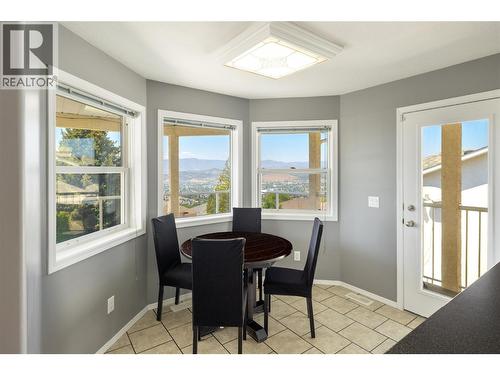 877 Toovey Road, Kelowna, BC - Indoor Photo Showing Dining Room