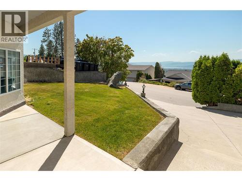 877 Toovey Road, Kelowna, BC - Outdoor