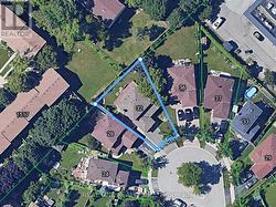32 ROSLO COURT Oakville, ON L6H 4S1
