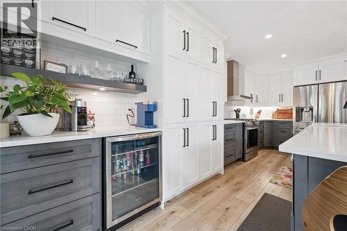 916 Rush Meadow Court, Kitchener, ON - Indoor Photo Showing Kitchen With Upgraded Kitchen