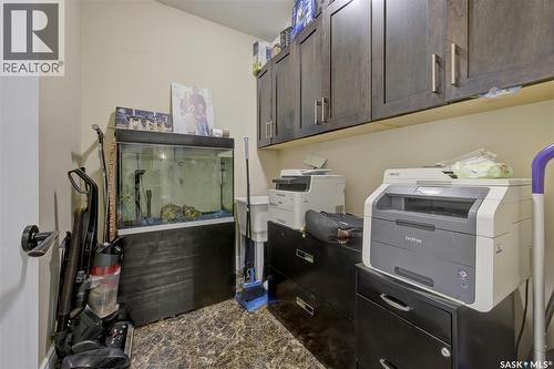 619 Maple Crescent, Warman, SK - Indoor Photo Showing Laundry Room