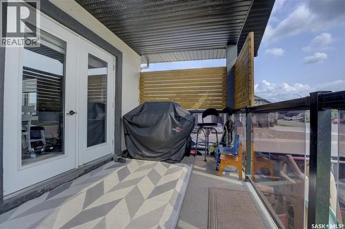 619 Maple Crescent, Warman, SK - Outdoor