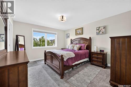 5157 Buckingham Drive E, Regina, SK - Indoor Photo Showing Bedroom