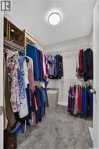 5157 Buckingham Drive E, Regina, SK - Indoor With Storage