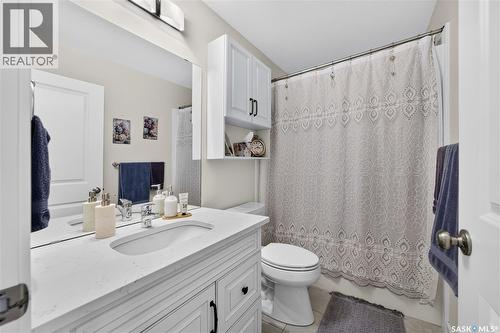 5157 Buckingham Drive E, Regina, SK - Indoor Photo Showing Bathroom