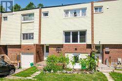 210 MAXWELL AVENUE Peterborough (Ashburnham Ward 4), ON K9J 1B5