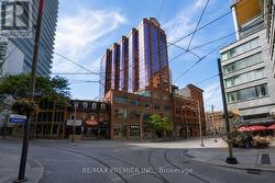 704 - 393 KING STREET W STREET Toronto, ON M5V 3G8