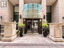 2604 - 35 HAYDEN STREET  Toronto, ON M4Y 3C3