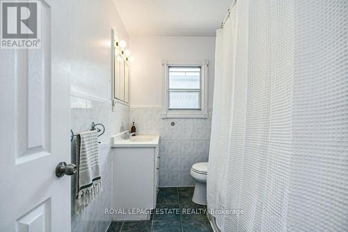 82 August Avenue, Toronto, ON - Indoor Photo Showing Bathroom