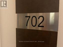 702 - 55 CENTRE AVENUE Toronto, ON M5G 1R4