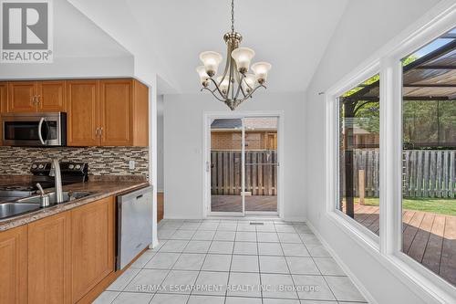 21 Springgarden Crescent, Hamilton, ON - Indoor Photo Showing Kitchen With Double Sink
