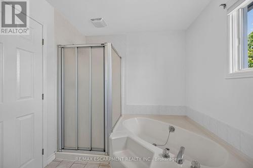 21 Springgarden Crescent, Hamilton, ON - Indoor Photo Showing Bathroom