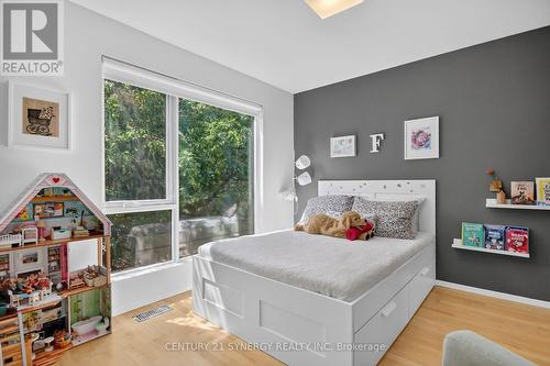 Bedroom 1 - 24 Stonehurst Avenue, Ottawa, ON - Indoor Photo Showing Bedroom