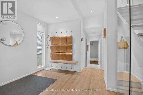 Foyer - 24 Stonehurst Avenue, Ottawa, ON - Indoor