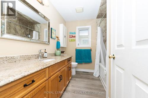 270 Doans Ridge Road, Welland (Cooks Mills), ON - Indoor Photo Showing Bathroom