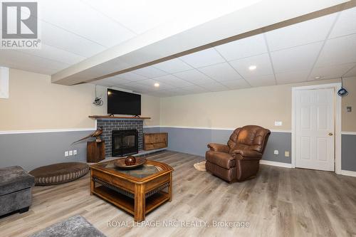 270 Doans Ridge Road, Welland (Cooks Mills), ON - Indoor With Fireplace