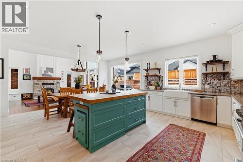 157 Ridgeview Drive, Drayton, ON - Indoor Photo Showing Kitchen With Upgraded Kitchen