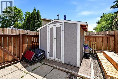 22 Salemka Crescent, Regina, SK - Outdoor With Exterior