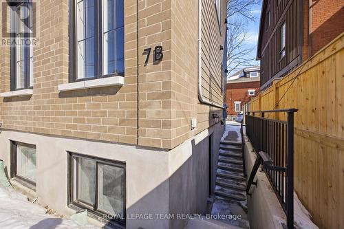 B - 7 GWYNNE AVENUE , Ottawa, Ontario K1Y 1X1 3