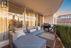 502 - 99 CAMERON STREET Toronto, ON M5T 3A2