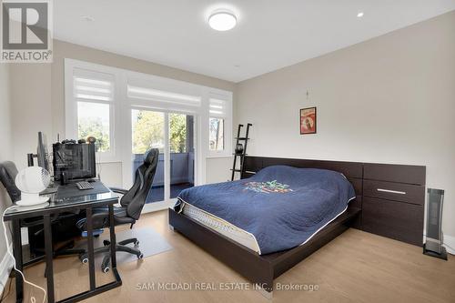 1196 Strathy Avenue, Mississauga, ON - Indoor Photo Showing Bedroom