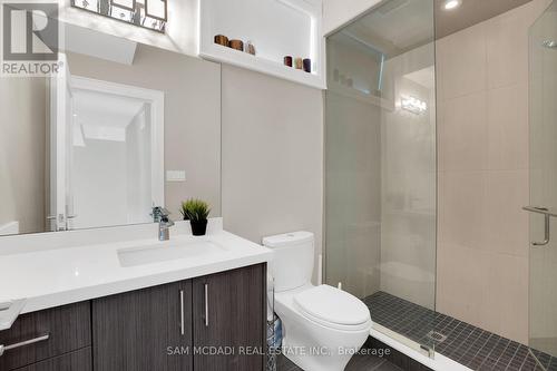 1196 Strathy Avenue, Mississauga, ON - Indoor Photo Showing Bathroom