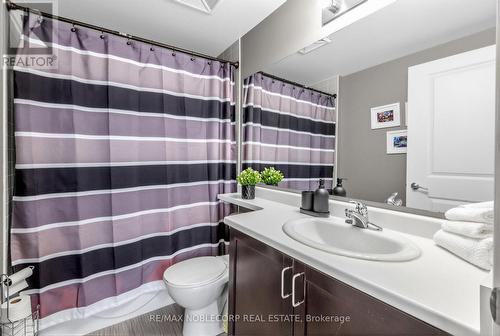 610 - 7730 Kipling Avenue, Vaughan, ON - Indoor Photo Showing Bathroom