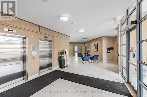 610 - 7730 Kipling Avenue, Vaughan, ON - Indoor Photo Showing Other Room