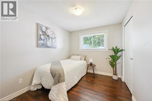 Bedroom - 659 Glen Forrest Boulevard, Waterloo, ON - Indoor Photo Showing Bedroom
