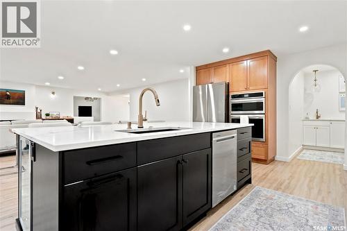 306 Valleyview Boulevard, Caronport, SK - Indoor Photo Showing Kitchen With Upgraded Kitchen