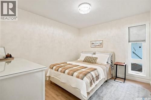 306 Valleyview Boulevard, Caronport, SK - Indoor Photo Showing Bedroom