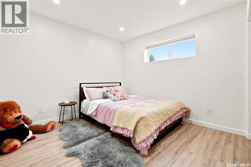 306 Valleyview Boulevard, Caronport, SK - Indoor Photo Showing Bedroom