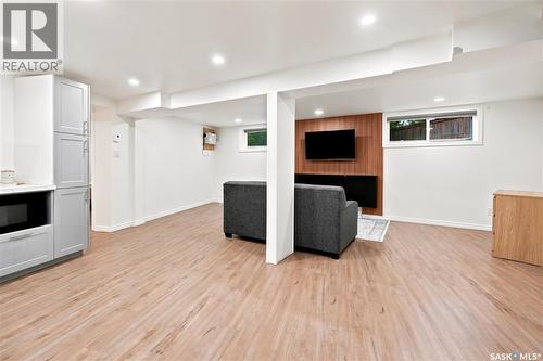 306 Valleyview Boulevard, Caronport, SK - Indoor