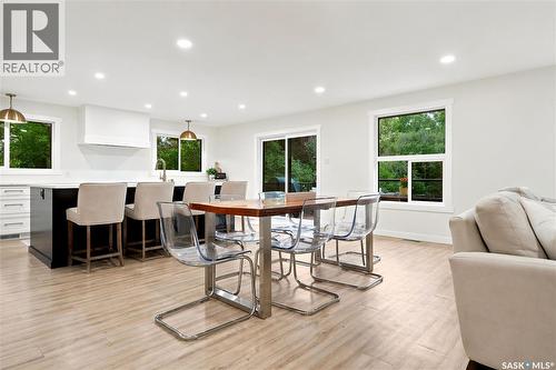 306 Valleyview Boulevard, Caronport, SK - Indoor Photo Showing Dining Room