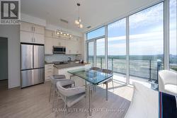 PH 10 - 105 ONEIDA CRESCENT  Richmond Hill, ON L4B 0H6