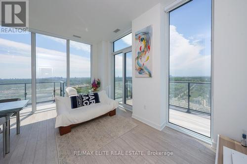 Ph 10 - 105 Oneida Crescent, Richmond Hill, ON - Indoor Photo Showing Other Room