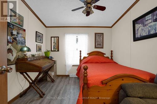 1435 Fox Road, Severn, ON - Indoor Photo Showing Bedroom