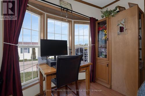 1435 Fox Road, Severn, ON - Indoor Photo Showing Office