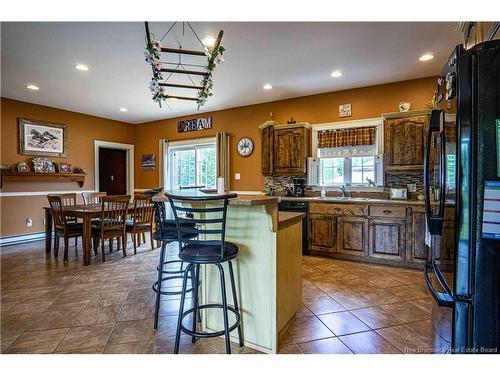 87 Dexter Cres, Lincoln, NB 