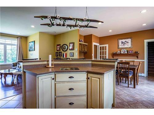 87 Dexter Cres, Lincoln, NB 