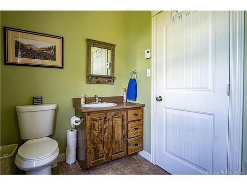 87 Dexter Cres, Lincoln, NB 