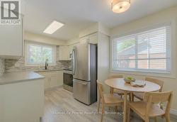 Main floor (unit 1) eat-in kitchen dining - 