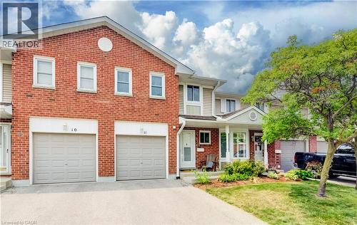 210 Highland Crescent Unit# 11, Kitchener, ON - Outdoor With Facade