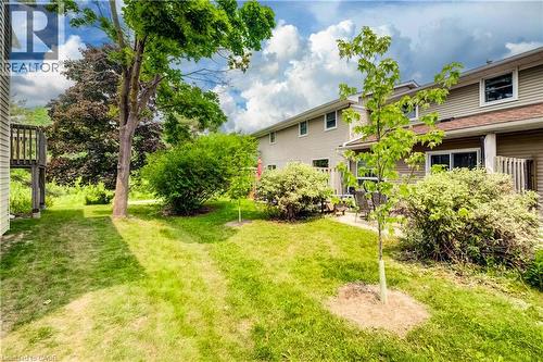 210 Highland Crescent Unit# 11, Kitchener, ON - Outdoor