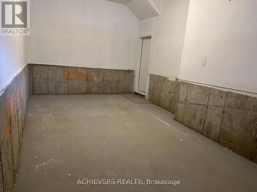 52 Monreau Drive, Brampton, ON - Indoor