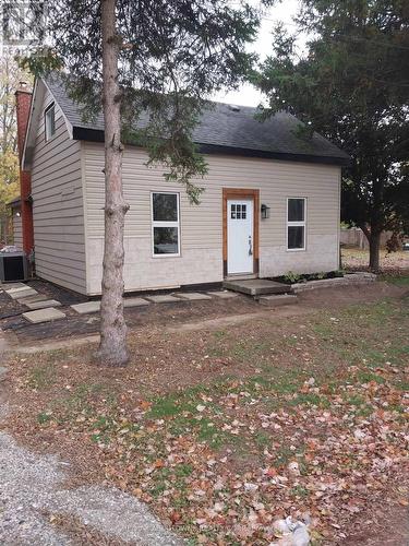 1071 SOUTHCOTE ROAD  Hamilton, ON L9G 3L1