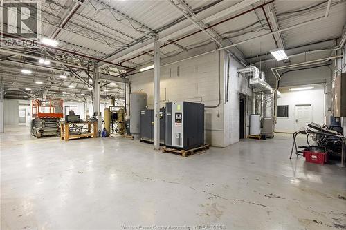 890 Walker Road, Windsor, ON 