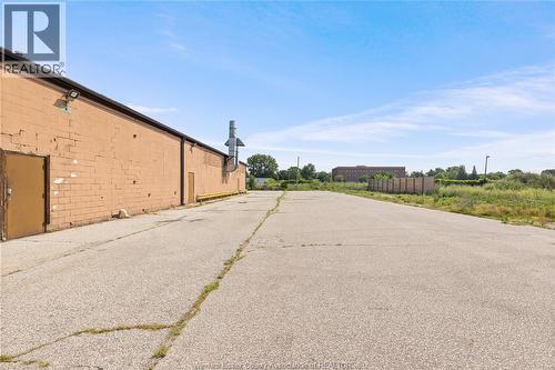 890 Walker Road, Windsor, ON 